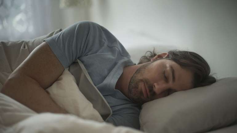 Snooze Insights: Decoding the Optimal Amount of Deep Sleep Required